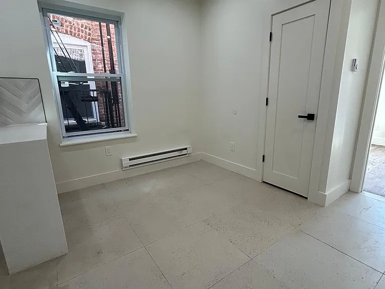 11 School St #6 — Photo 8