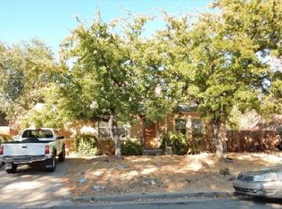 215 Bartlett St, Reno, NV 89512