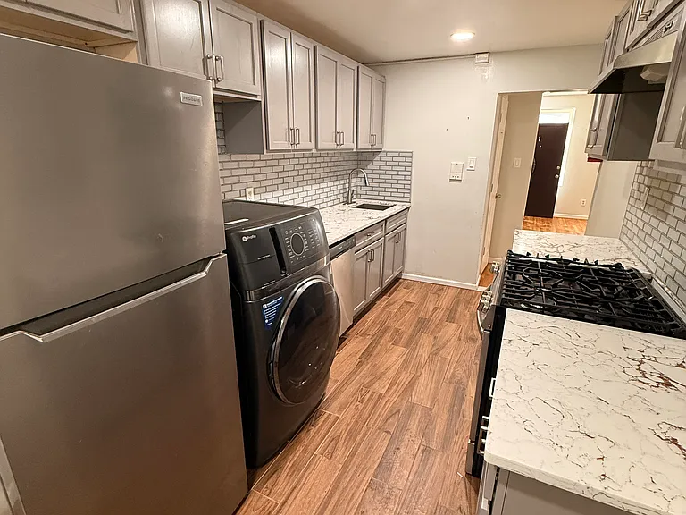262 Undercliff Ave #1 — Photo 9