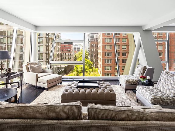 3rd image of 515 W 23rd St Unit 6RU