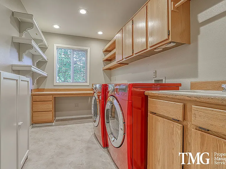 11004 NE Sherwood Dr — Photo 26