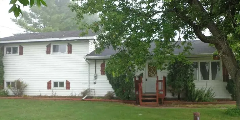 W10418 State Highway 76 — Photo 21