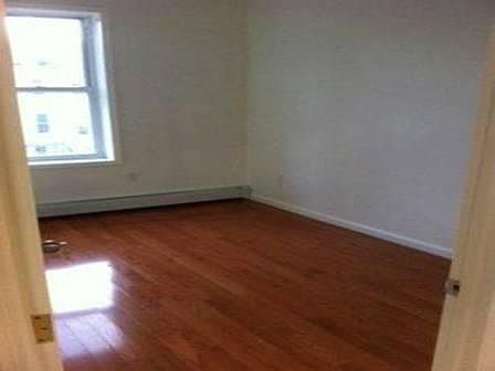4th image of 418 51st Street # Fl 2nd