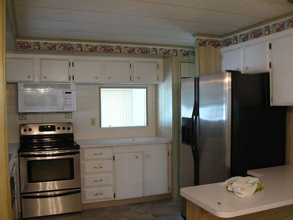5th image of 3150 NE 36th Ave Lot 178