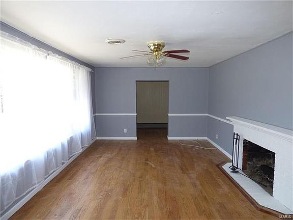 2nd image of 8737 Maryknoll Ave