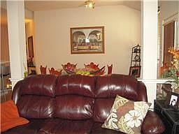 3rd image of 10818 Oak Acres Dr