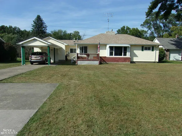 1622 Mill St, Algonac, MI 48001