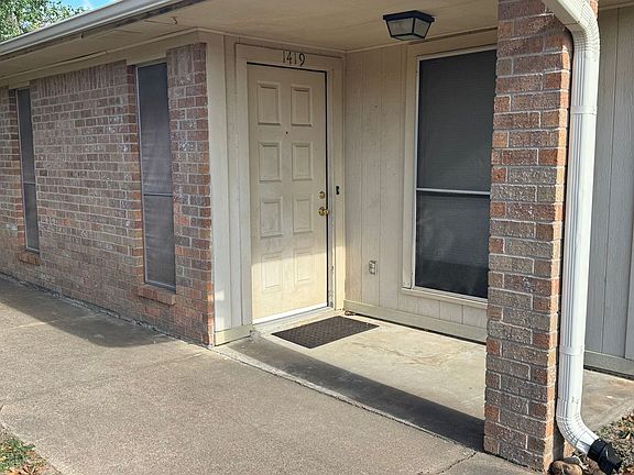 2nd image of 1419 Gramma Ct