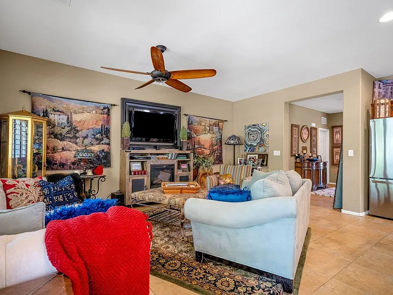 4445 La Grancia Ct — Photo 6