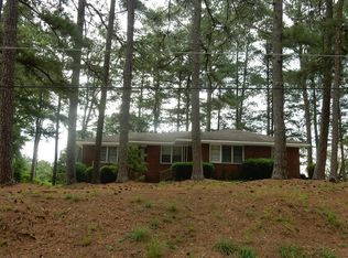 6387 Dodgen Rd SW, Mableton, GA 30126