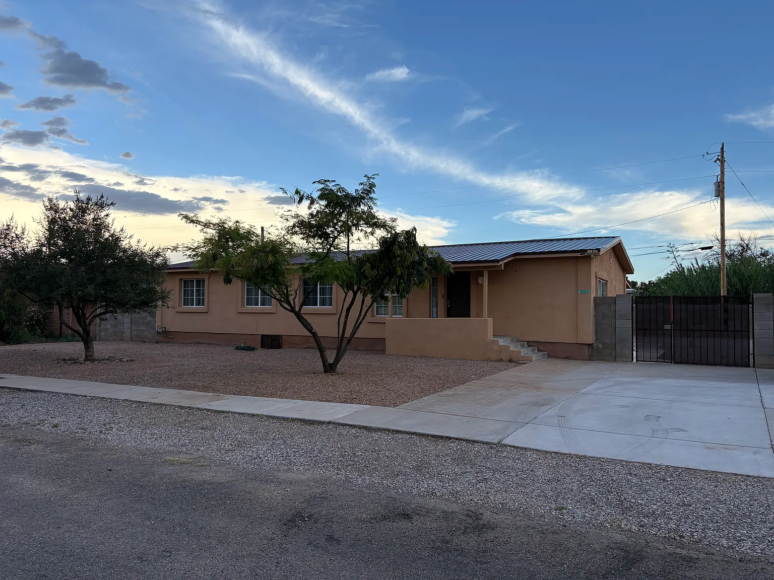 4 bed, 1440 sqft, $1,450 — Photo 1