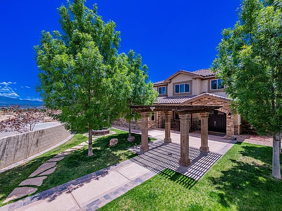 4th image of 2308 La Vista Ct NW