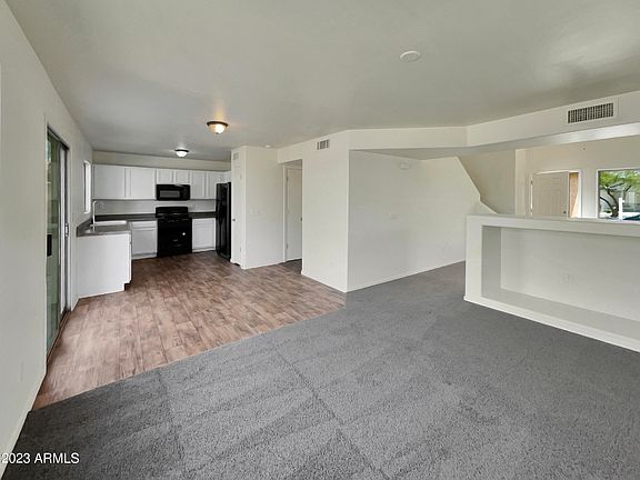 4th image of 1334 E 10TH Place