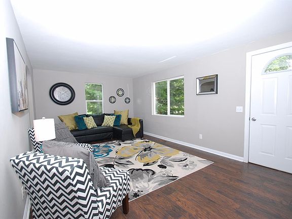 3rd image of 4282 Zeller Dr