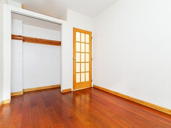 3rd image of 520 E 11th St #33