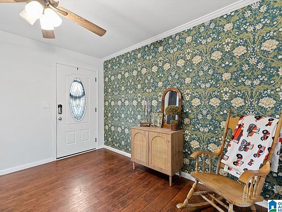 4th image of 363 Oak Ridge Dr