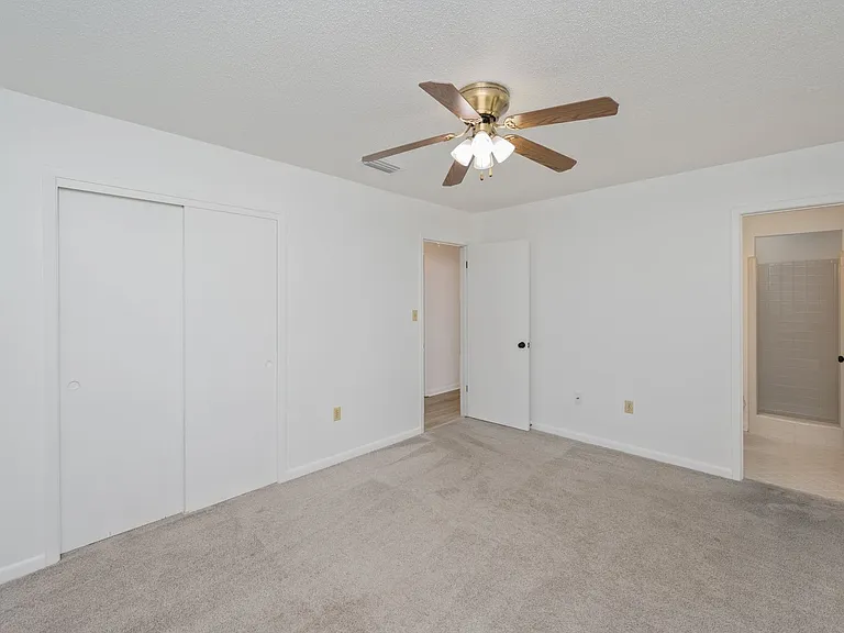 1416 Palm Blvd S — Photo 19