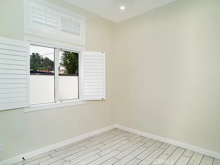 13310 1/2 Glenoaks Blvd — Photo 26