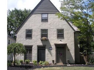 3336 Lansmere Rd, Shaker Heights, OH 44122