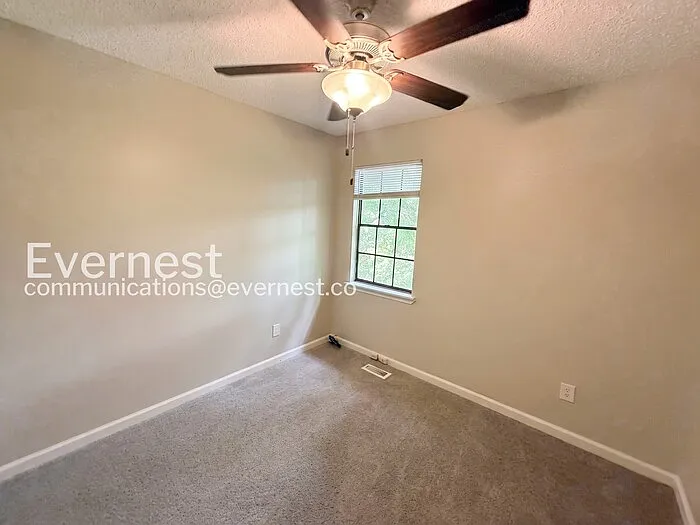 335 Jamestown Manor Dr — Photo 11