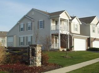 200 Larsdotter Ln, Geneva, IL 60134