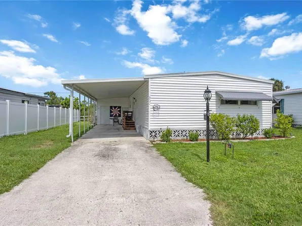 5131 11th St W, Bradenton, FL 34207