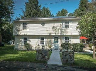 66 John St, Lunenburg, MA 01462