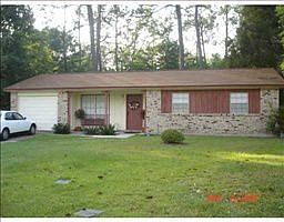 1st image of 2624 Lawn Cir