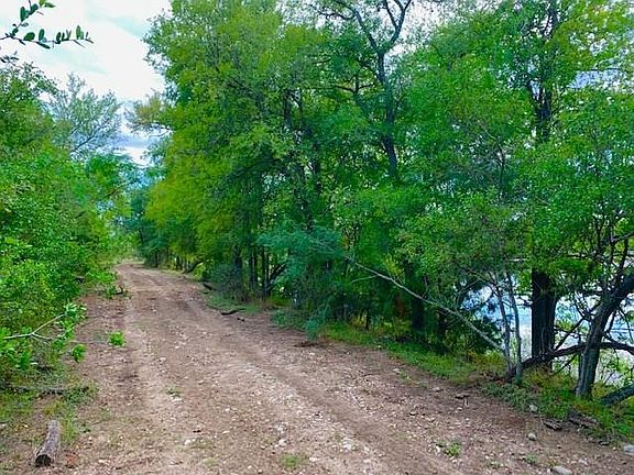 3rd image of 1788 State Highway 21