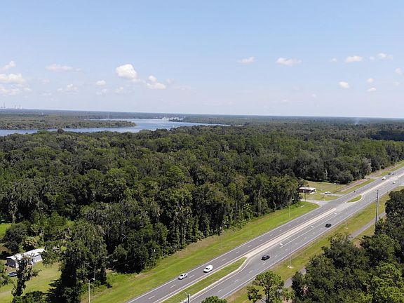 4th image of 680 S Highway 17