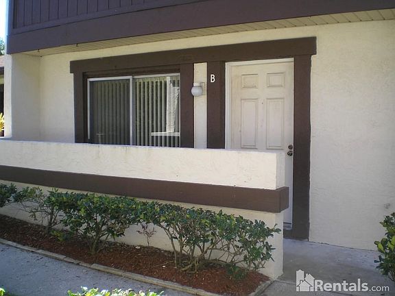 2nd image of 1851 Bough Ave Unit B