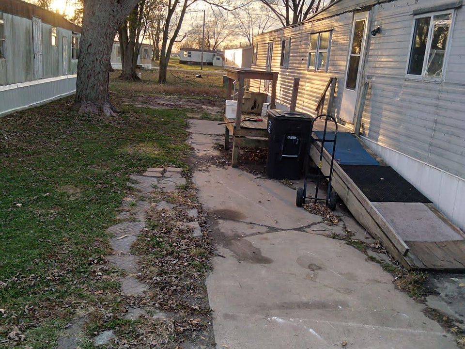 2nd image of 3113 S Banker St #49