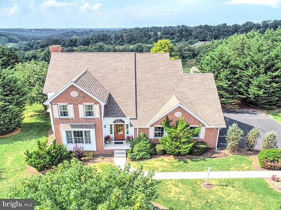 2nd image of 4771 Skyview Dr
