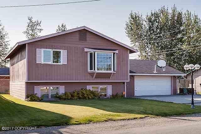 1st image of 2808 Gillam Way