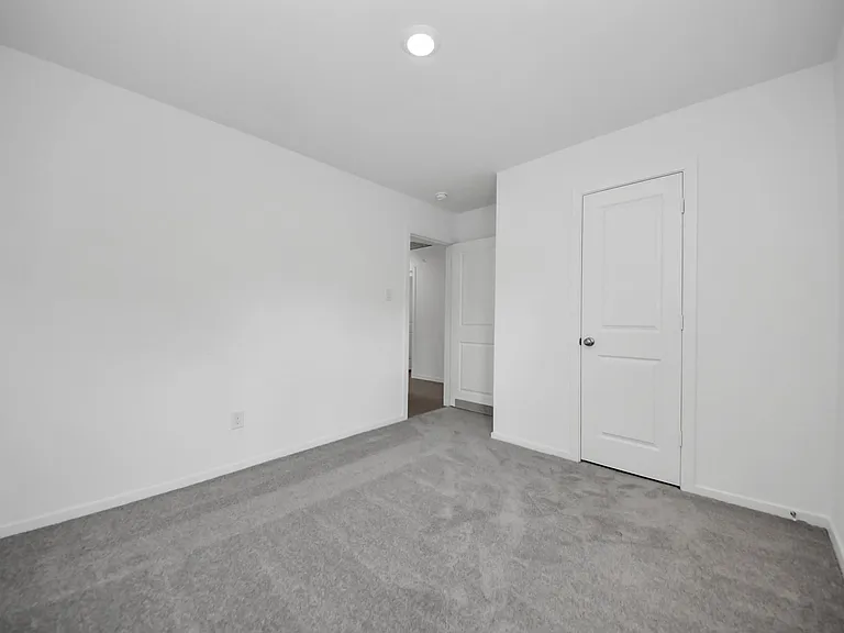 10411 Birds Nest Dr — Photo 35