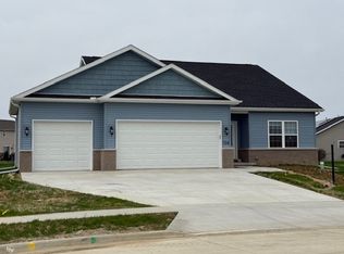 724 Stephanie Ct, Washington, IL
