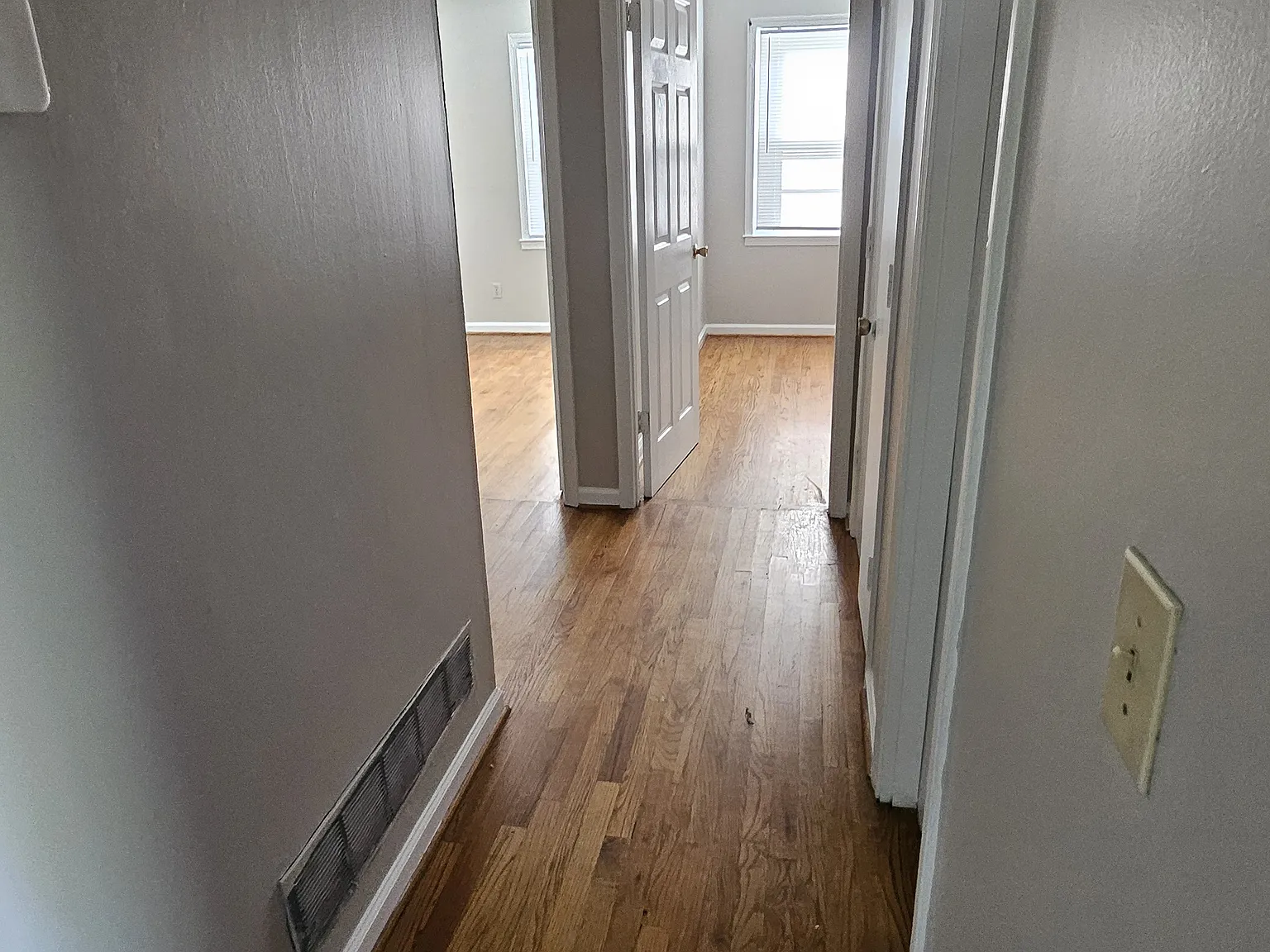 3 bed, 1.5 bath, 1032 sqft, $1,750 — Photo 4
