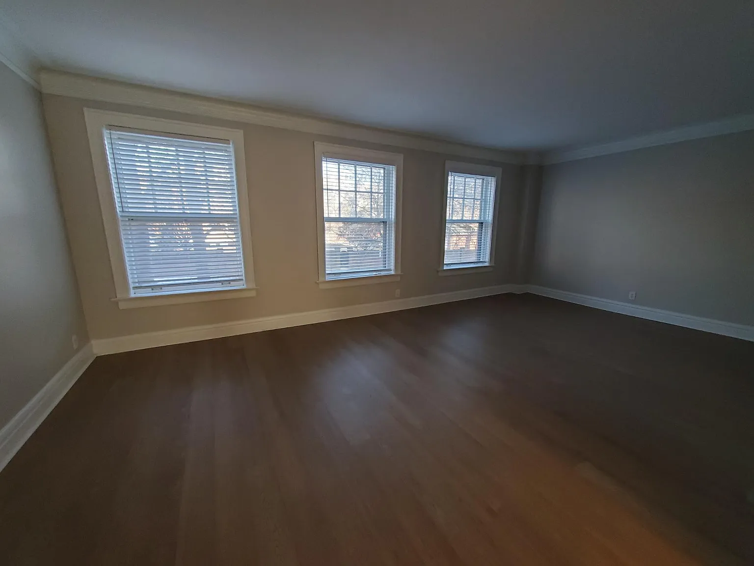 3 bed, 1500 sqft, $2,100 — Photo 1