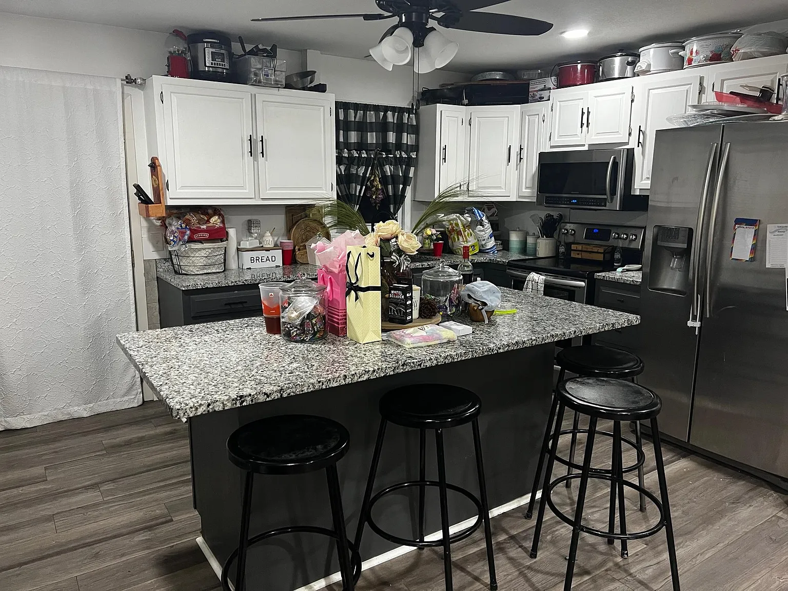 5 bed, 2088 sqft, $2,850 — Photo 4