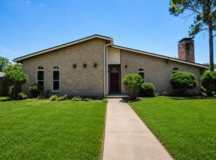 610 Apache Dr, Garland, TX 75043