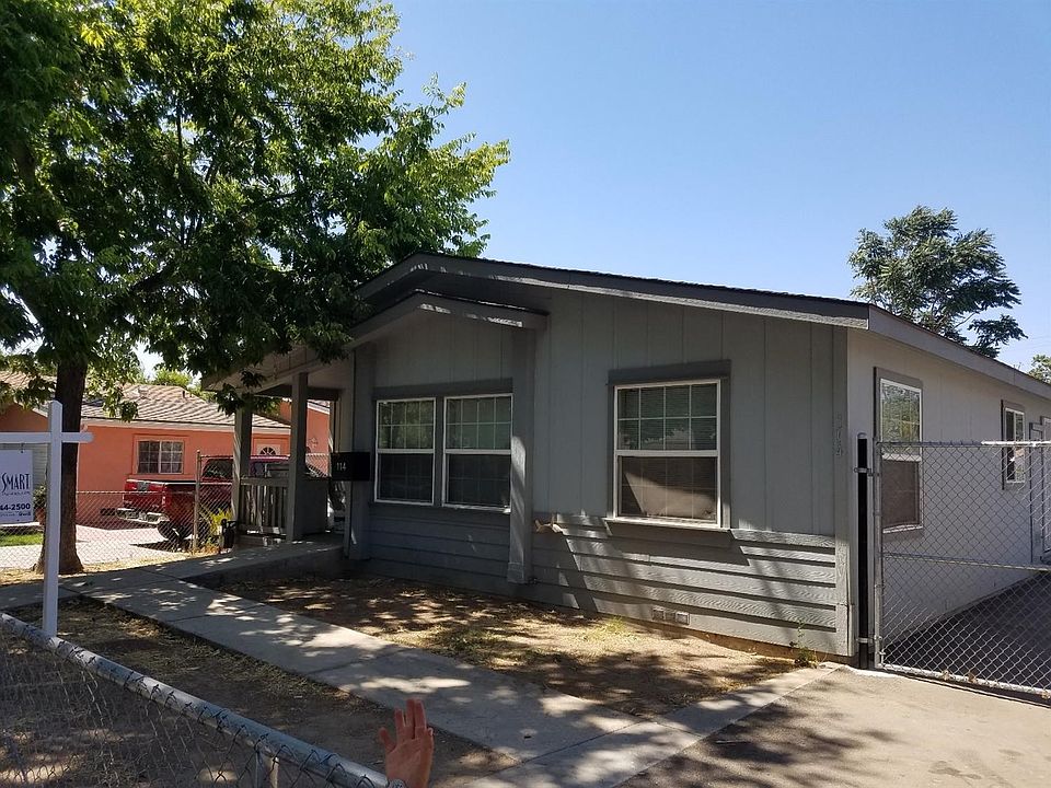 Large 3/4 bedroom home, built in 2008 and placed on permanent foundation with permits. 2 Bathrooms, large living room, separate formal dining room and indoor laundry room.