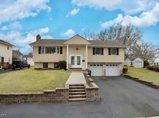 6 Hillside Ave, Netcong, NJ 07857