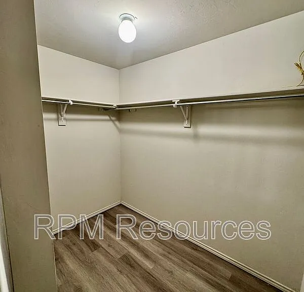 11728 Jude Way — Photo 14