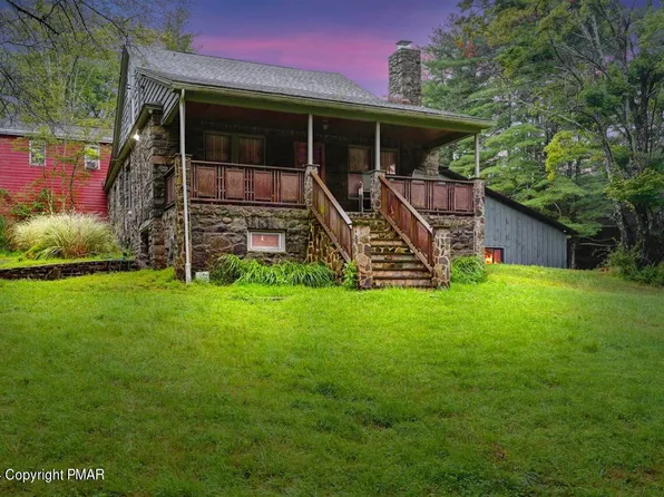 614 Lavender Ln, Canadensis, PA 18325