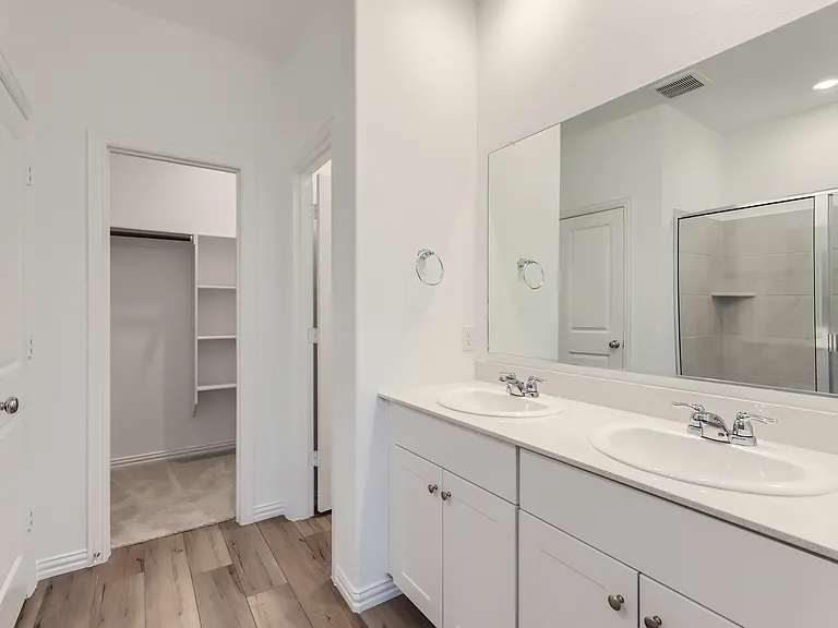 1205 Gladespring Ln — Photo 19