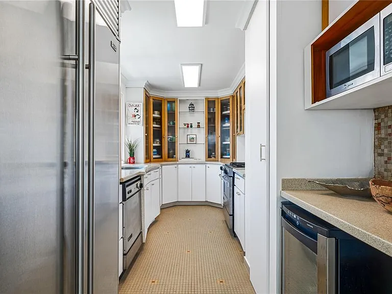 831 Marti St #PH — Photo 10