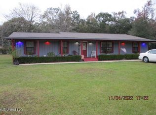 19537 New Hope Church Rd, Moss Point, MS 39562
