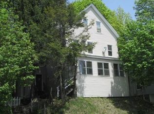 27 Upsala St, Worcester, MA 01610