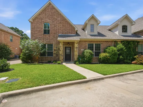 5221 Park Dr, River Oaks, TX 76114
