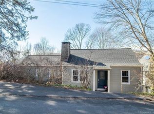 43 Moody Ln, Danbury, CT 06811